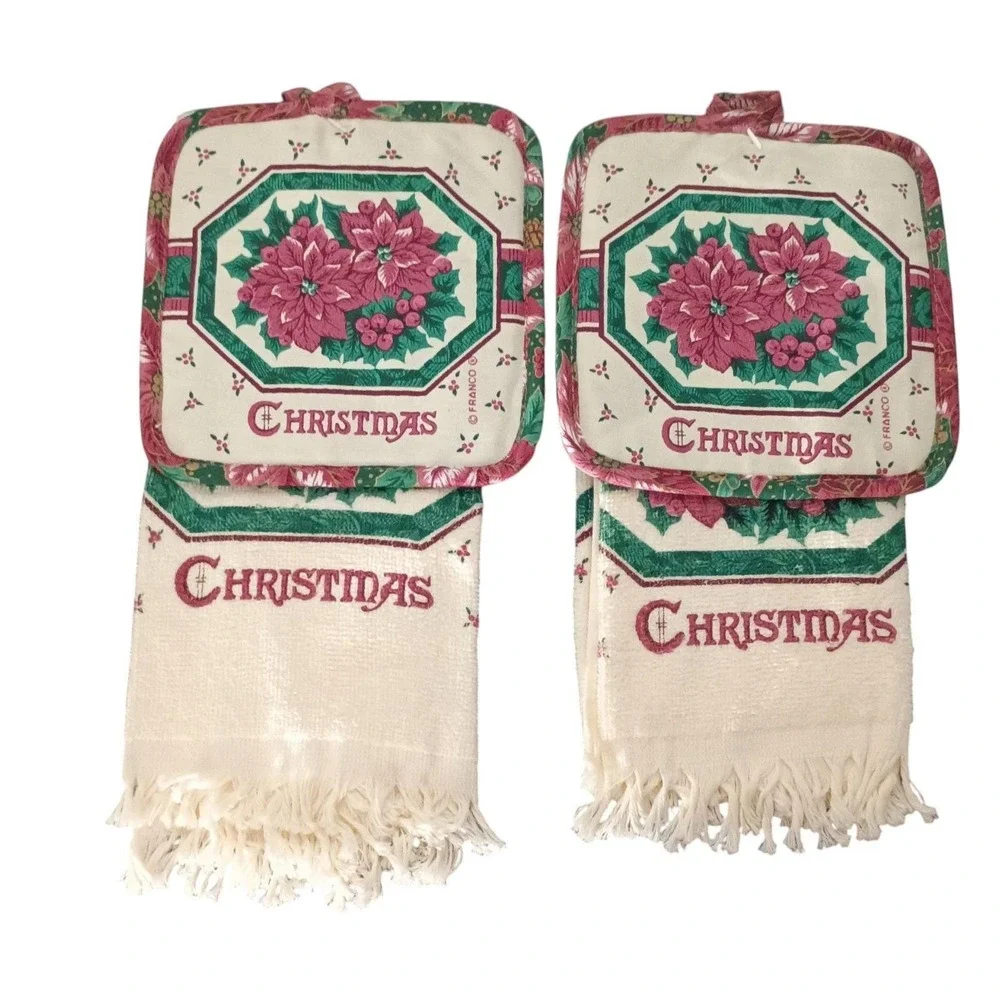 Vintage Franco Christmas Fringed 4 pc Hand‎ Towel Potholder Set Poinsettias